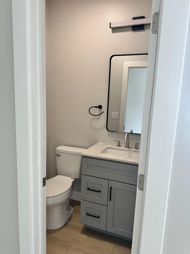 Building Photo - 7945 High St