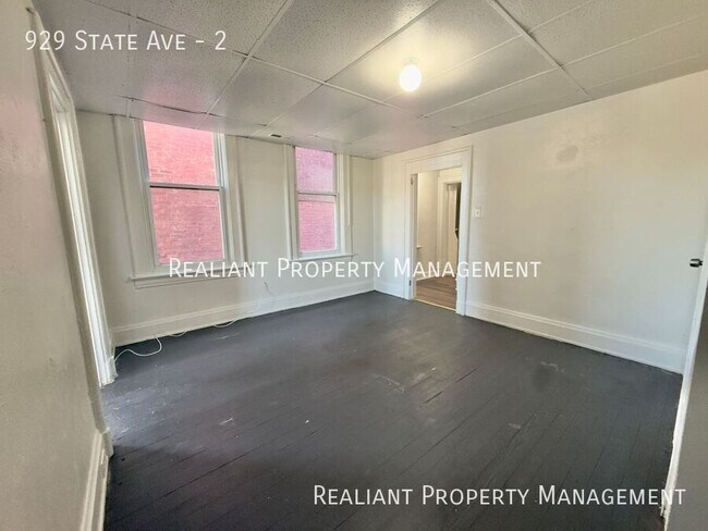 Building Photo - 929 State Ave