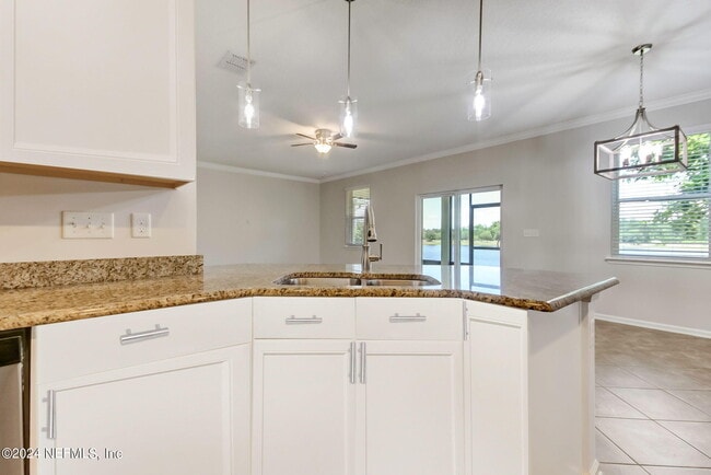 Building Photo - 500 Howland Drive