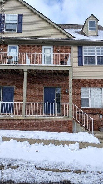 Building Photo - 2096 Cloverly Ln