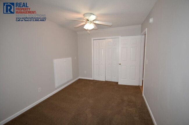 Building Photo - Great 3 bedroom home in Murfreesboro! Atta...