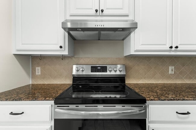 Building Photo - 17815 Nonie Ln