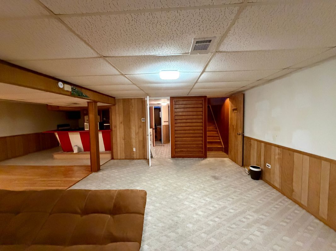 Building Photo - 25125 Campbell Ave