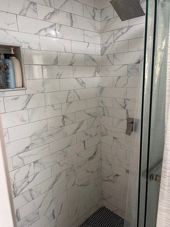 Building Photo - 7 Leighton Ct