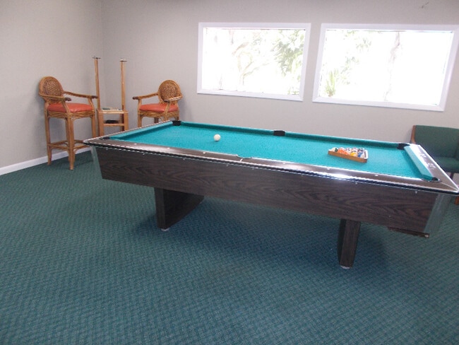 Building Photo - 4261 Island Cir