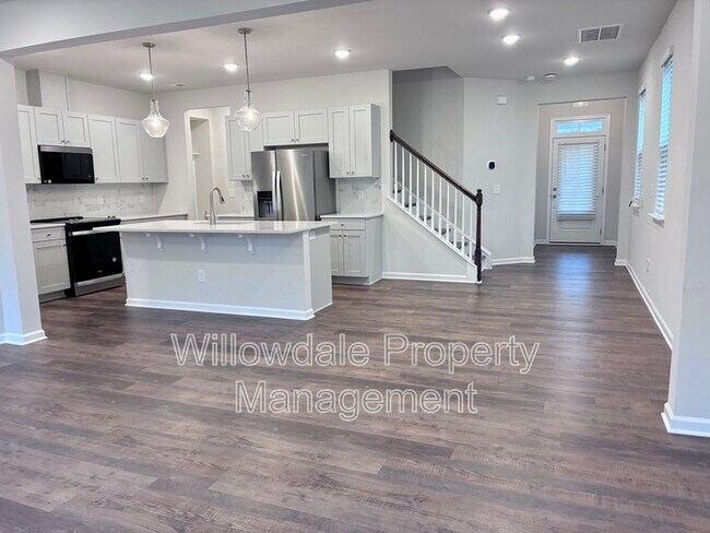 Building Photo - 179 Pinkie Ln