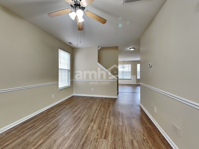 Building Photo - 5104 Mabe Dr