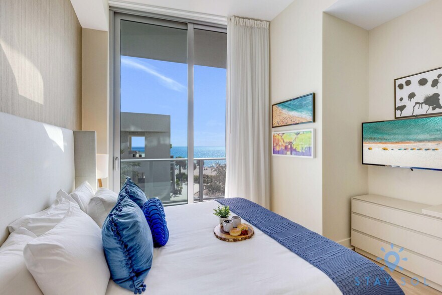 Building Photo - 4111 S Ocean Dr