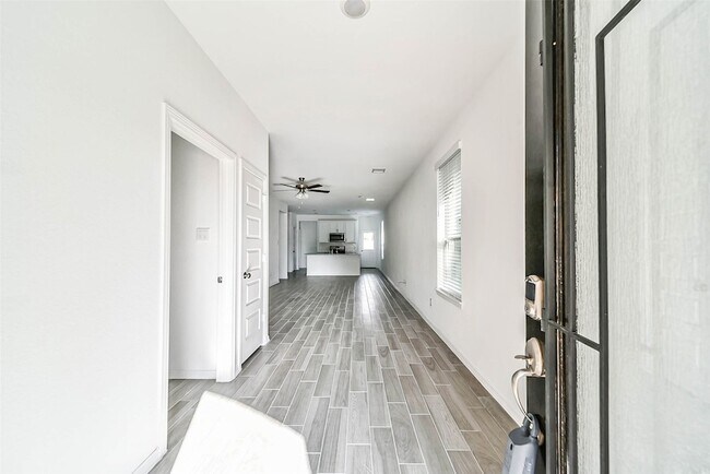 Building Photo - 5626 Tabula Rasa Dr