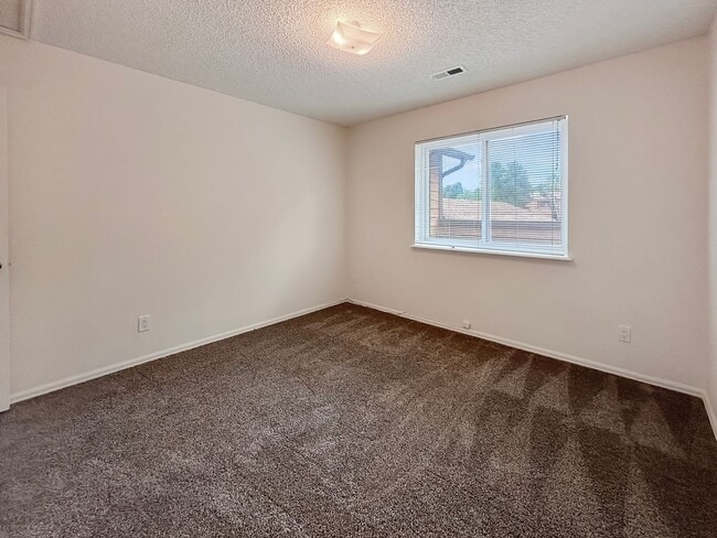 Building Photo - STANDLEY LAKE/PARK, TOP FLOOR, END UNIT, M...