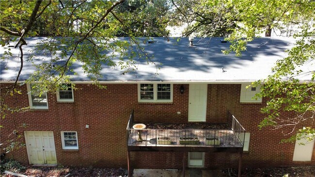 Back Porch - 1695 Buford Dr