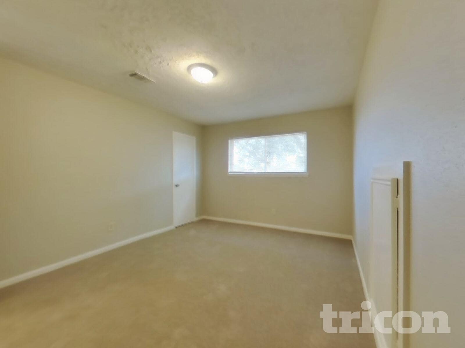 Building Photo - 12027 Arrowhead Glen Dr