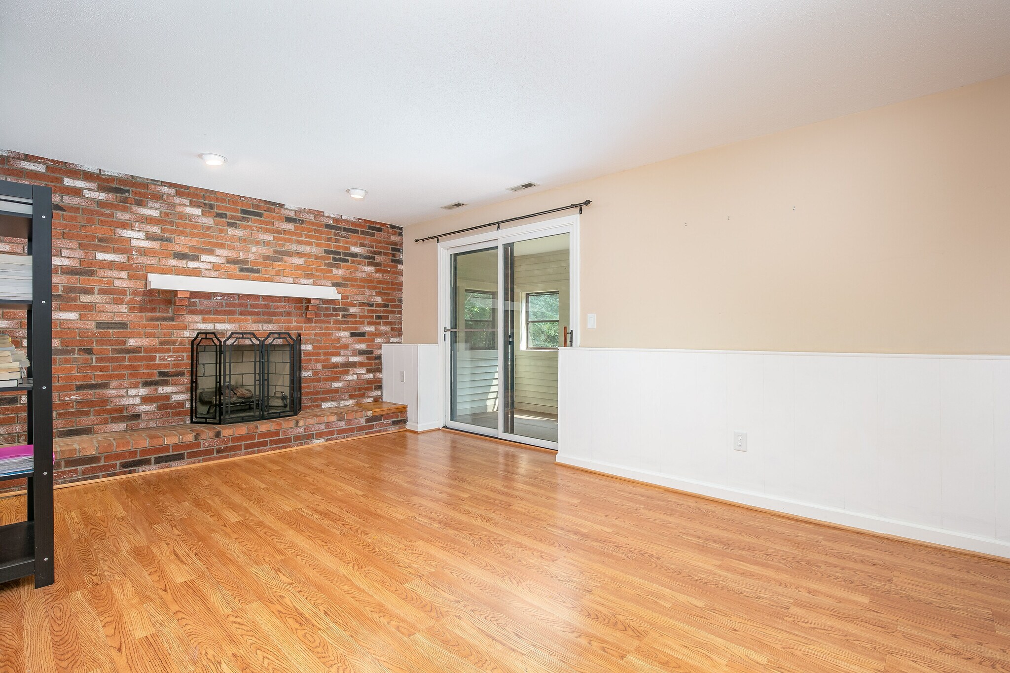 Building Photo - 80 Lancaster Dr
