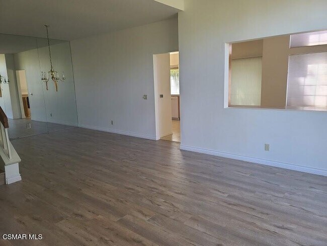 Building Photo - 1029 Amberton Ln