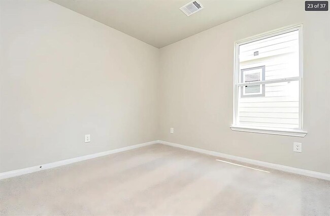 Building Photo - 2516 Westslope Dr