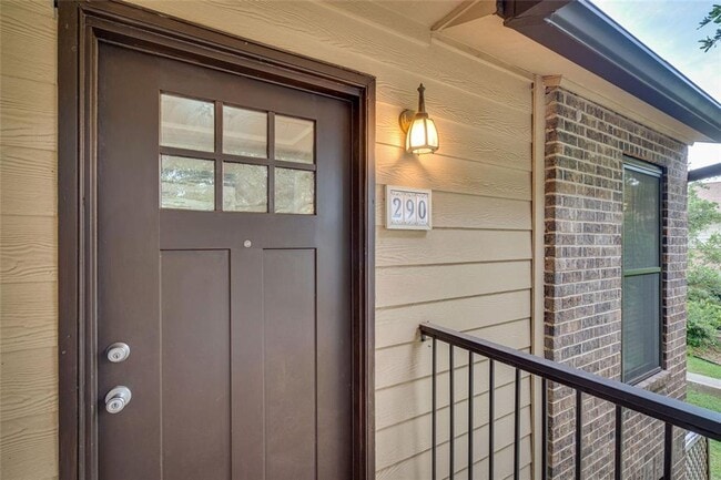 Building Photo - Mesa Village - Best Location Ever - Miticulous Remodel - Perfect for Single or Couple - Pool - Pi...