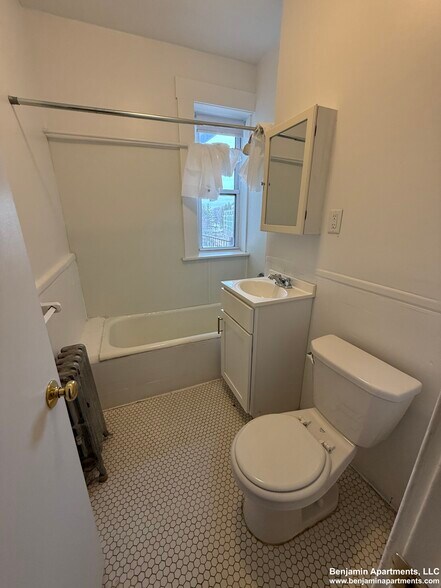 Building Photo - 116 Washington St