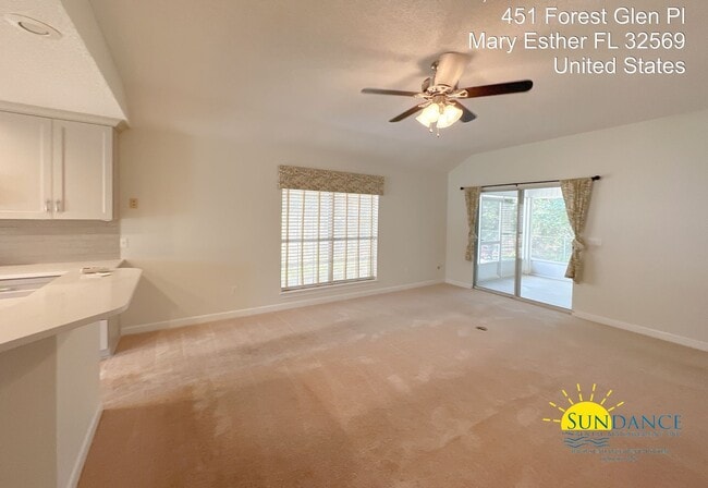 Building Photo - 451 Forest Glen Pl