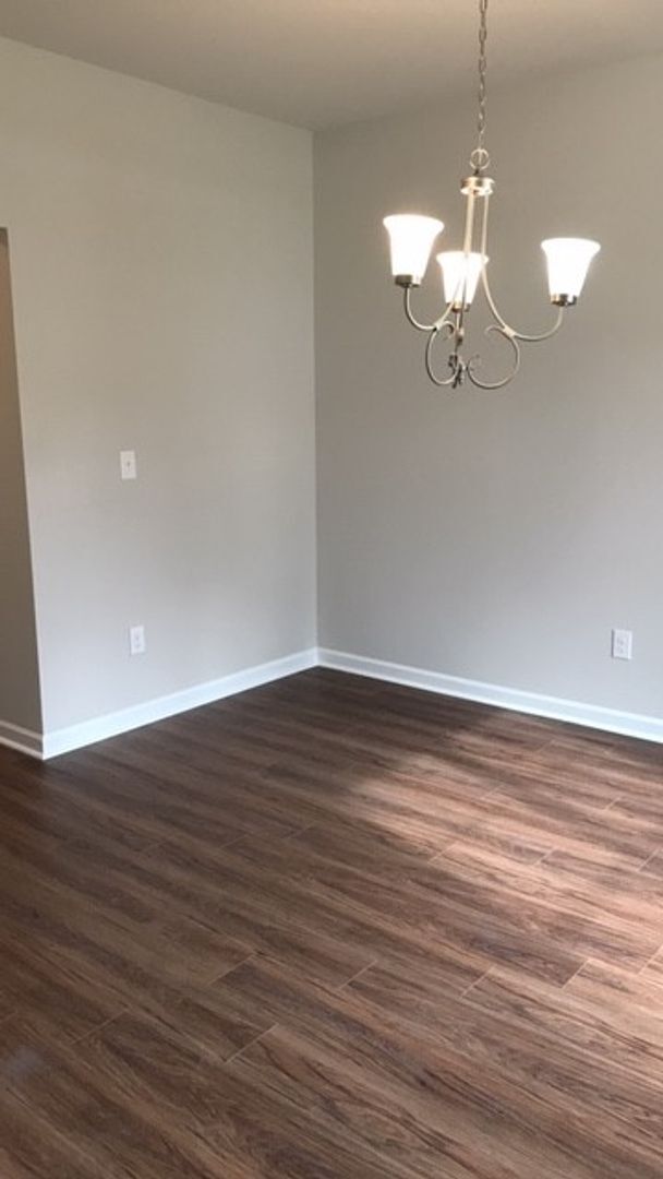 Building Photo - 4 Bedroom Single Family Home in Ellenwood ...