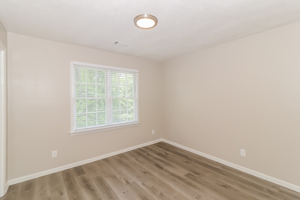 Building Photo - 1484 Yorktown Dr NW