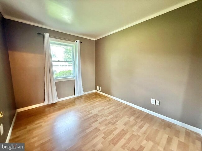 Building Photo - 5413 Ives Pl