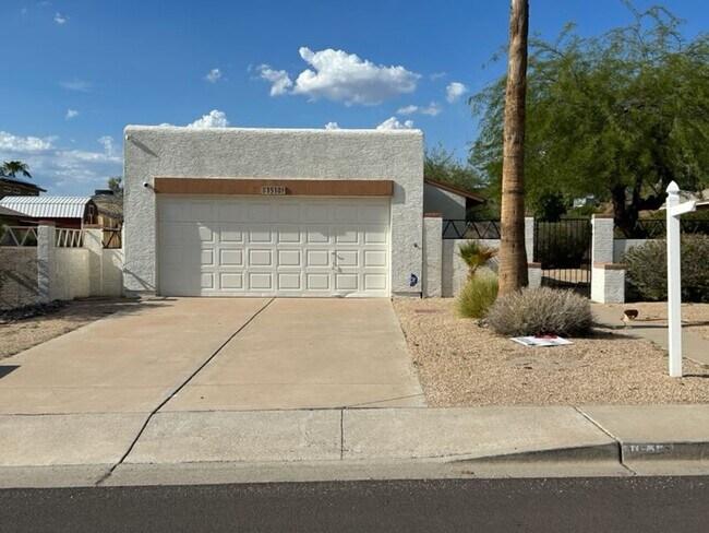 Primary Photo - Georgeous 2 Bedroom / 2 Bath