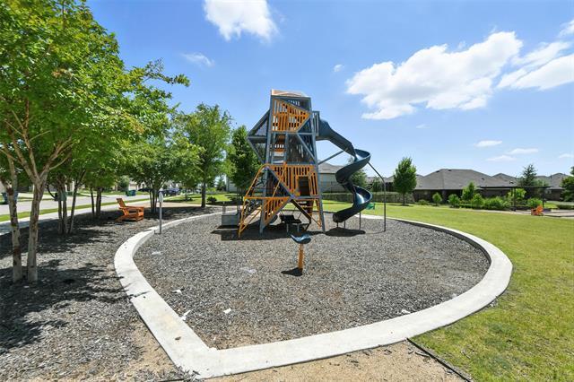 Building Photo - 940 Azure Ln