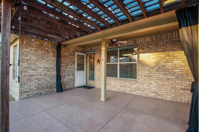 Building Photo - 4494 Heritage Well Ln