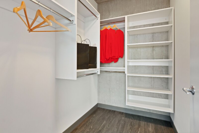 Building Photo - 161 N Elizabeth St