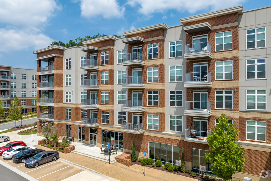 Mercer Atlanta 2960 Flowers Rd S Atlanta GA 30341 Apartment Finder