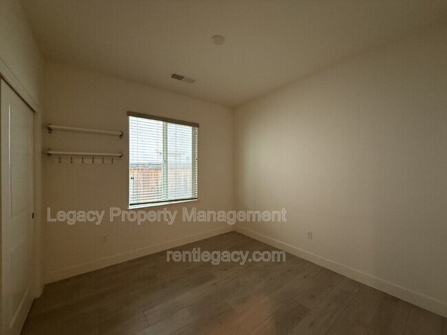 Building Photo - 8441 Ponta Delgada Dr