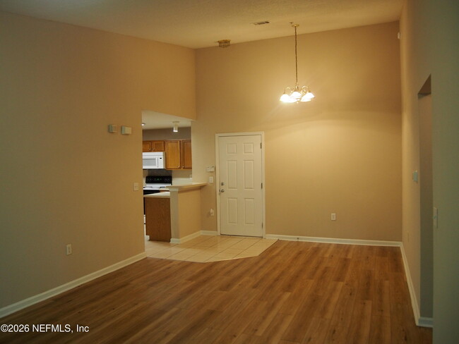 Building Photo - 7920 Merrill Rd