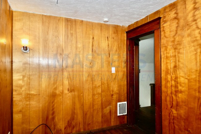 Building Photo - 2803 Chase St