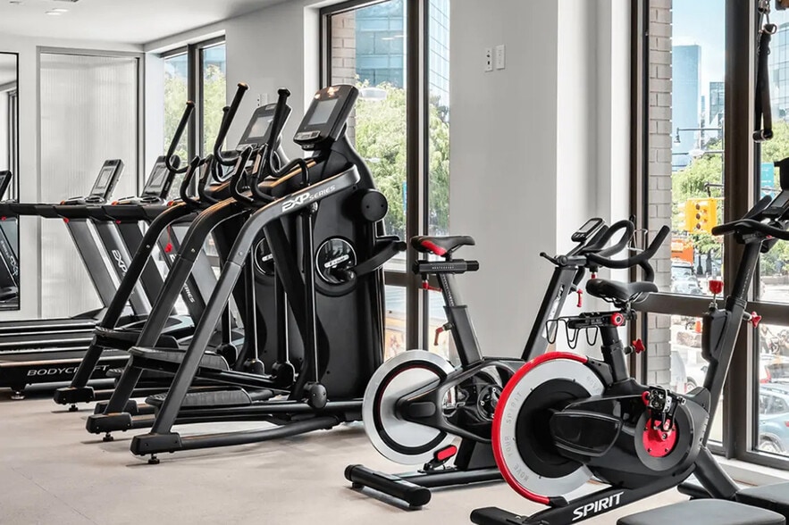 Building Photo - 27-09 44th Dr