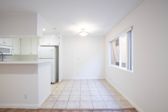 Building Photo - BK Venture 1 LP