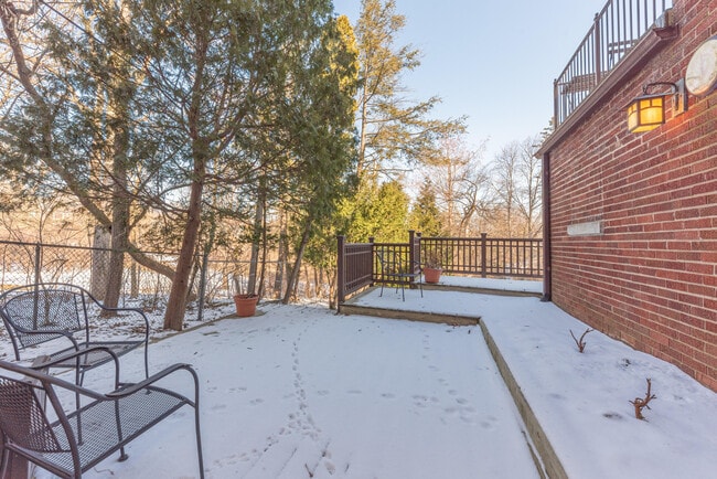 Building Photo - 1915 Geddes Ave