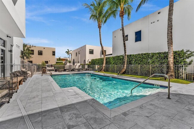 Building Photo - 9870 NW 74th Terrace