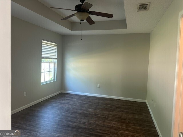 Building Photo - 207 N Bridgeport Dr