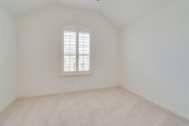 Building Photo - 9001 Violet Dr