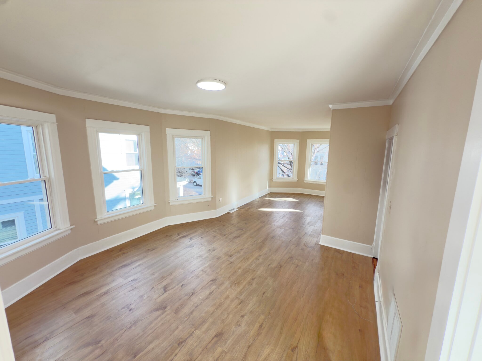 Living/Dining - 89 S Cherry St