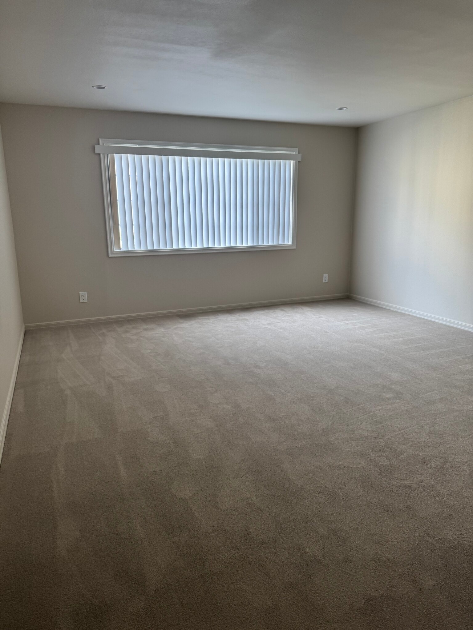 Master bedroom - 18850 Hatteras St