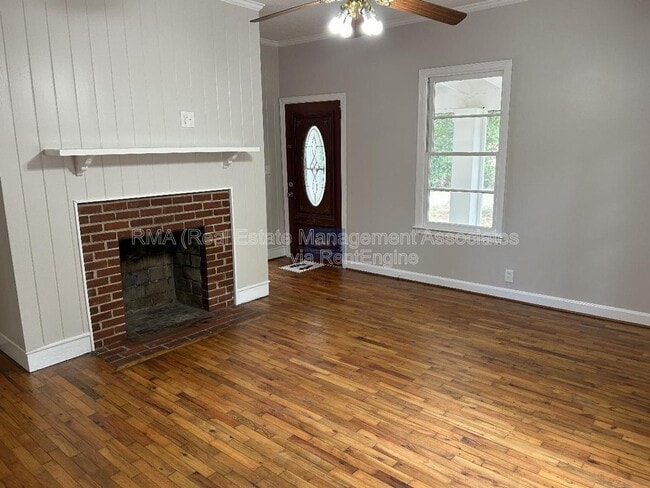 Building Photo - 126 Sihane Rd