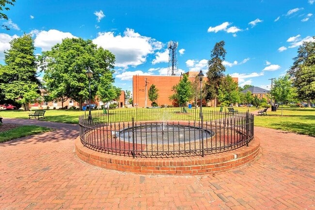 Building Photo - 1201 Princess Anne St