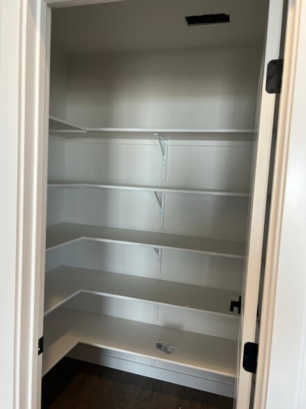 Building Photo - 19280 Geneva Wy