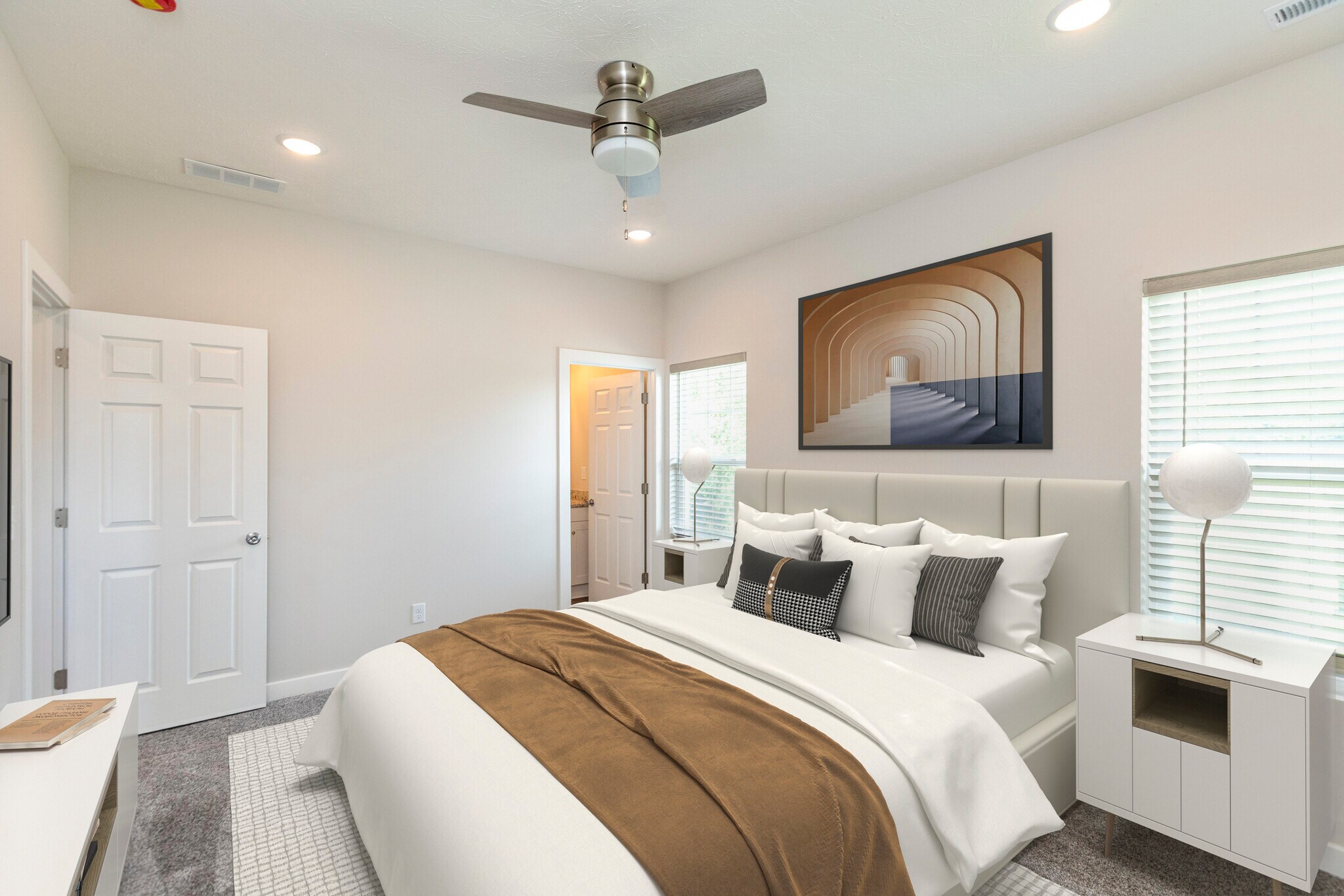 Building Photo - 226 N Randolph St