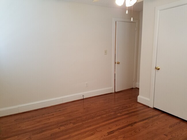 Bedroom #2. - 115 N Warren St