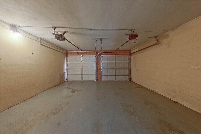 Building Photo - 2441 Healy Dr