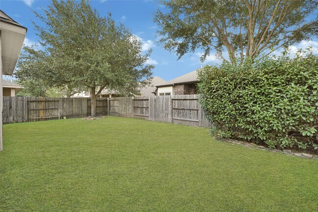 Building Photo - 4943 Ginger Bluff Trail