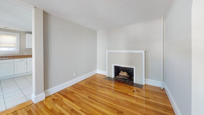 Building Photo - 18-20 Kelley Ct. #18 Brighton