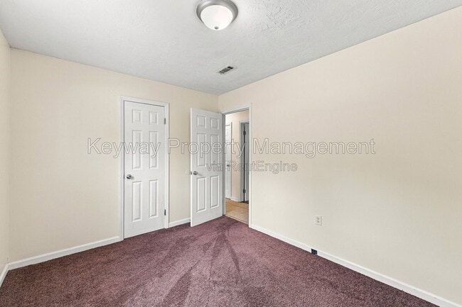 Building Photo - 3487 Postell Dr